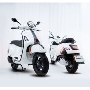 Vespa GTS-GTV Arka Stop Led *Parlak Siyah Çerçeve* (2023- ) / SIP x KOSO