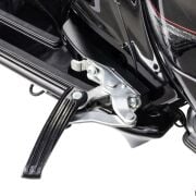 Vespa GTS-GTV Yolcu Ayak Basma Genişletme Aparatı *Parlak Siyah* / SIP