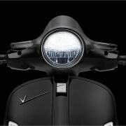 Vespa GTS Spor Ön Cam ( 2023- ) / RIZOMA