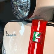 Vespa Amblem 097 / V-Sticker