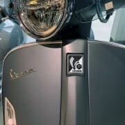 Vespa Amblem 025 / V-Sticker