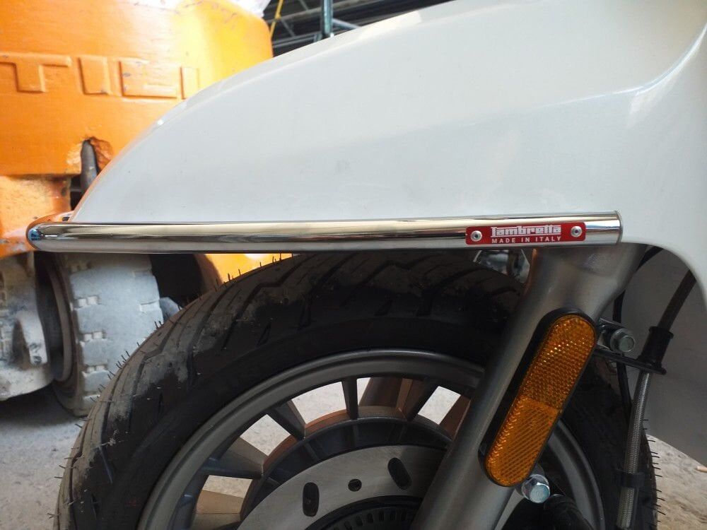 Lambretta V 50-125-200 Ön Çamurluk Koruma Demiri *Krom* / Lambretta
