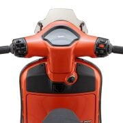 Vespa GTS Ön Cam *Siyah Ayaklı* (2023- ) / SIP SERIES PORDOI