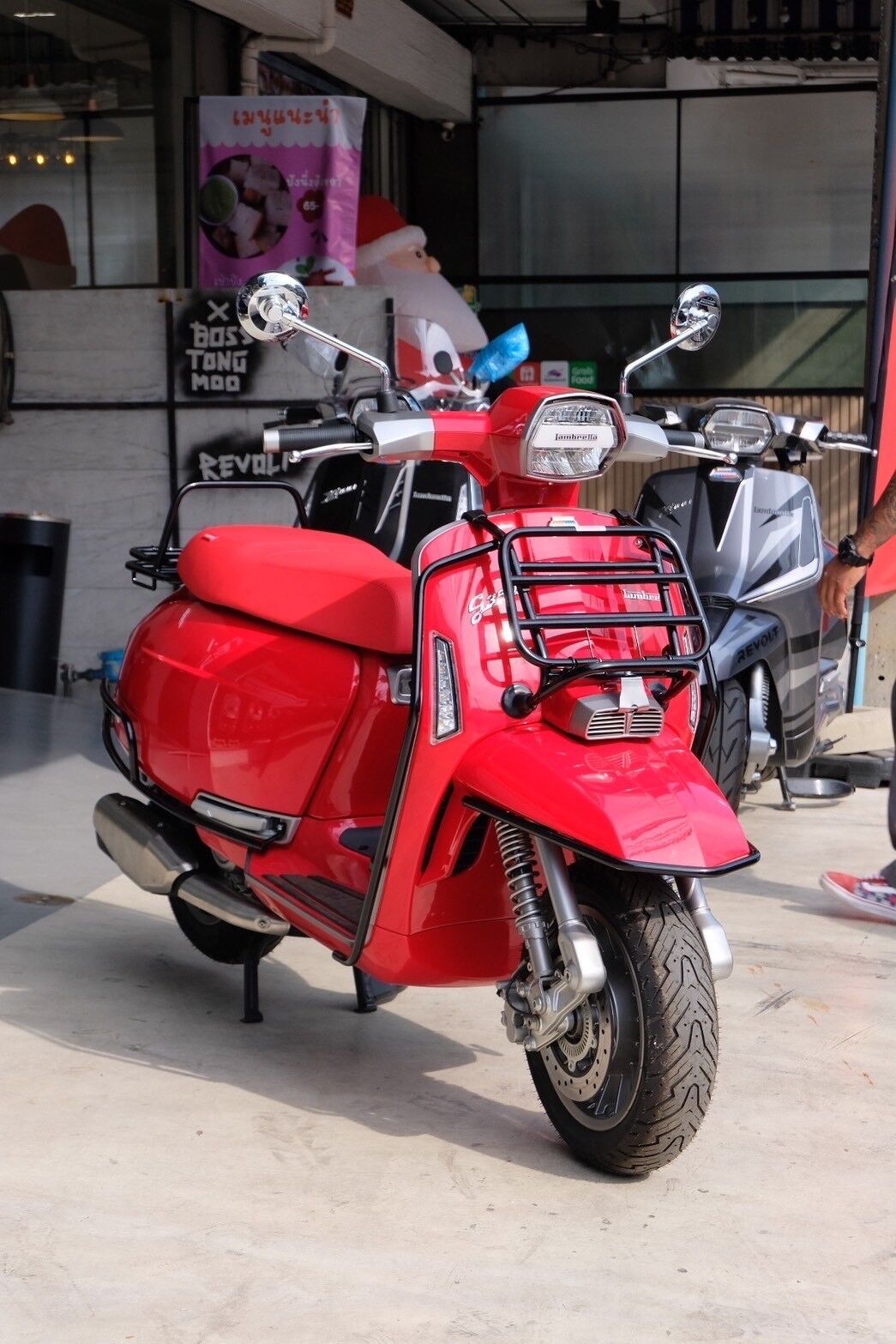 Lambretta G 350 Ön Taşıma Demiri * Siyah* (Sis Farı Montaj Ayaklı) / Friendship