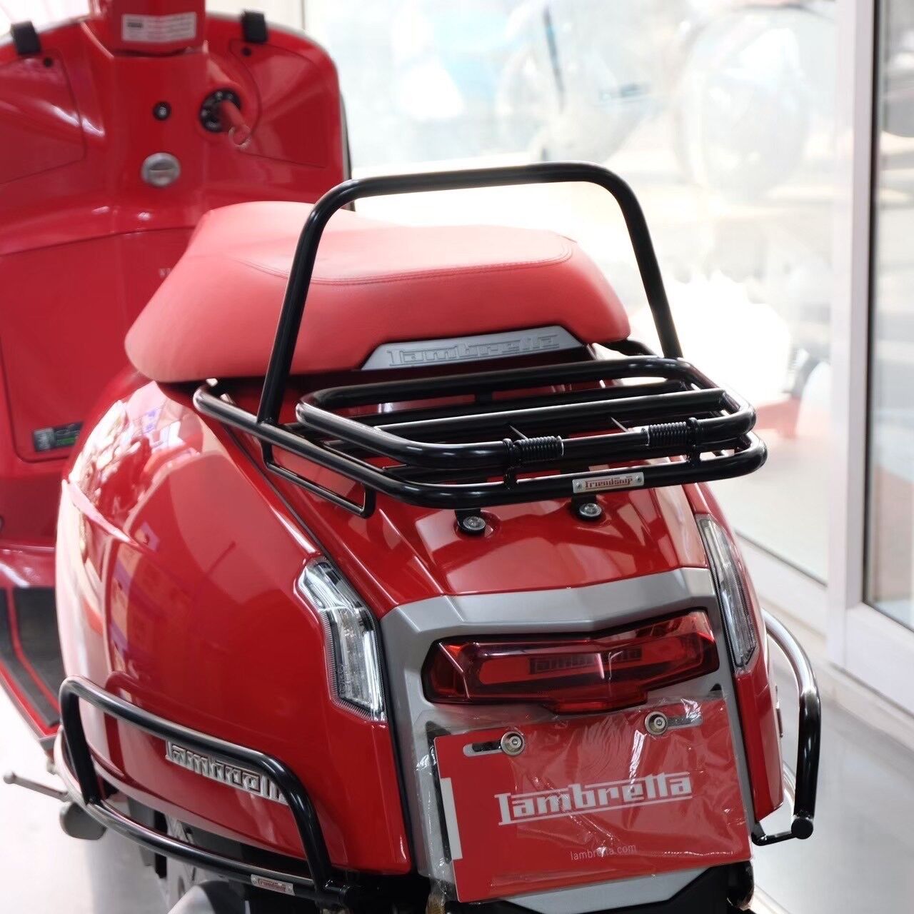 Lambretta G 350 Arka Çanta Taşıma Demiri (Katlanır) *Siyah* / Friendship